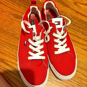 Tommy Hilfiger tennis shoes